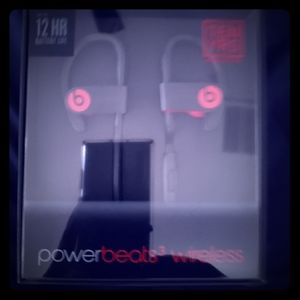 Power beats 3 wireless